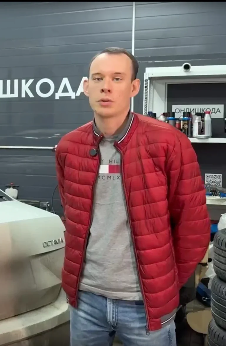 Евгений — владелец Skoda Octavia